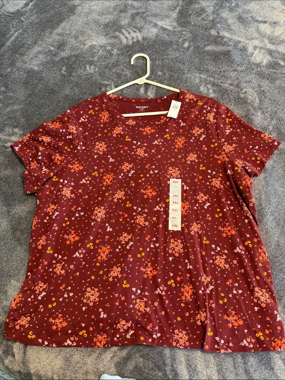 Old Navy Women's Maroon Floral Short Sleeve Crew Tee